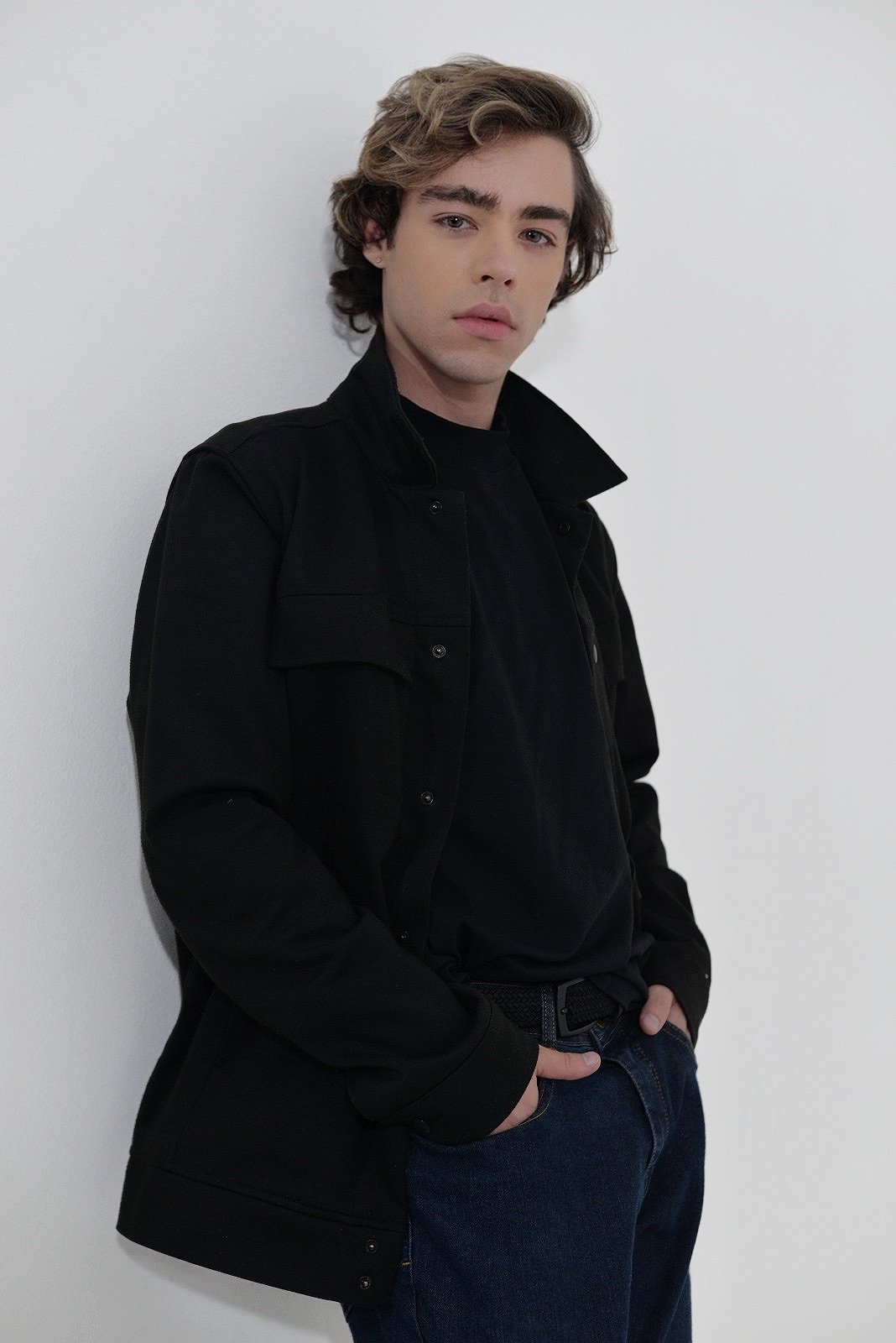 Beleza — close com o fundo rosa